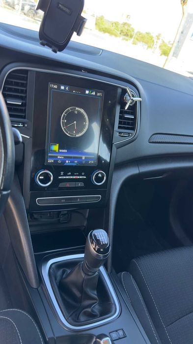 Renault Megane  -