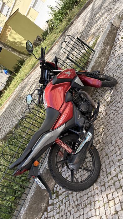 Honda CG 125F 2022