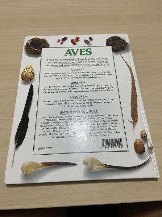Livro sobre aves