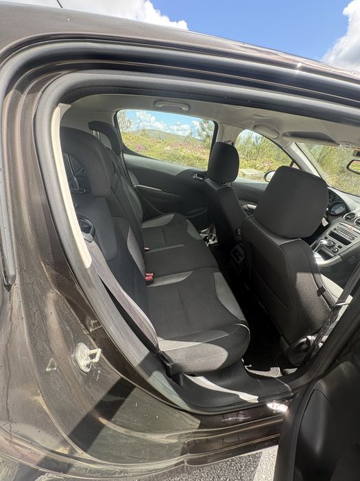 Peugeot 308 2012