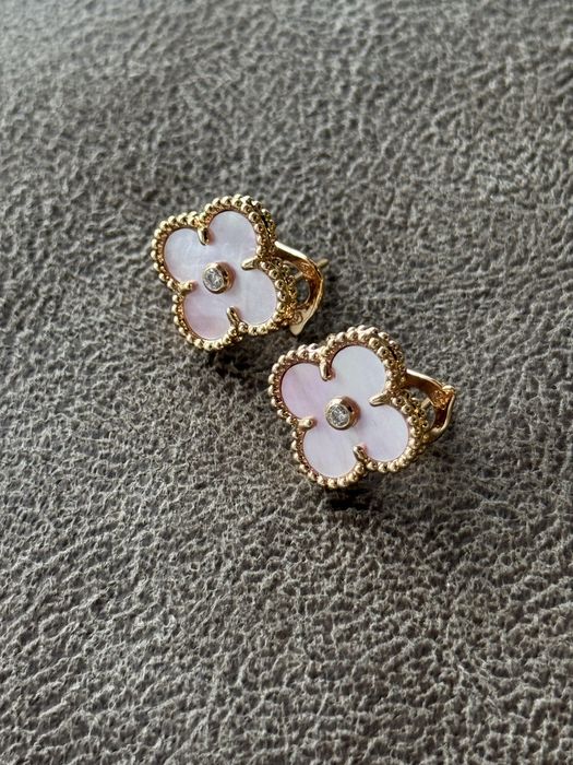 Сережки  Van Cleef & Arpels