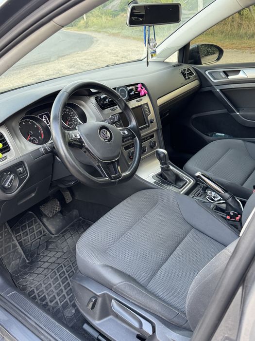 Volkswagen Golf Sportsvan 2017 VIN 3VW017AUXHM525354 фото оголошення 10 з 16