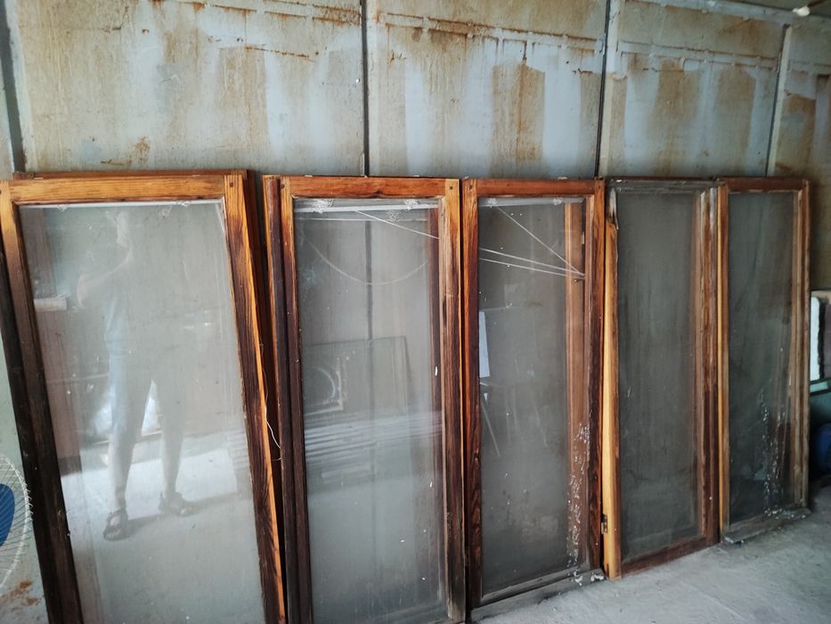 Окна балконные сосновые