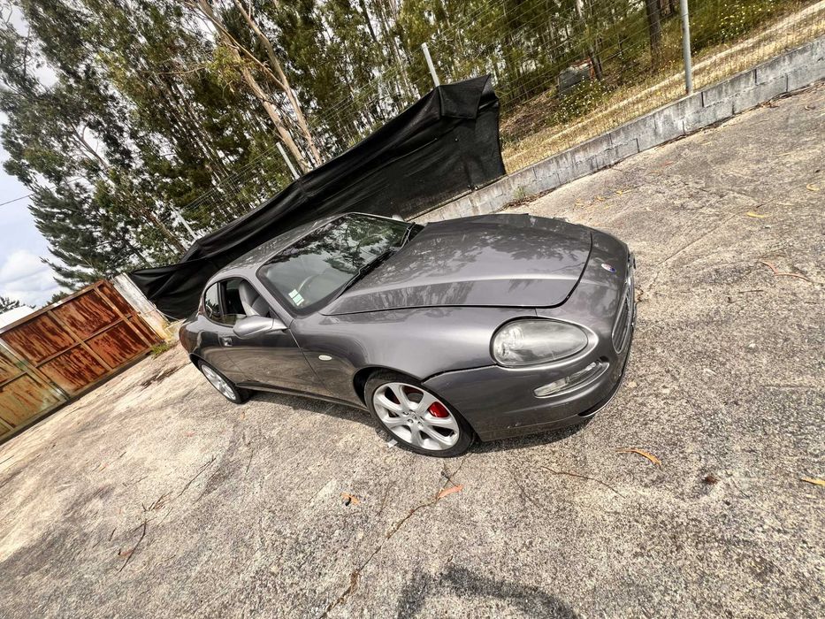 2 X Maserati 4200 gt