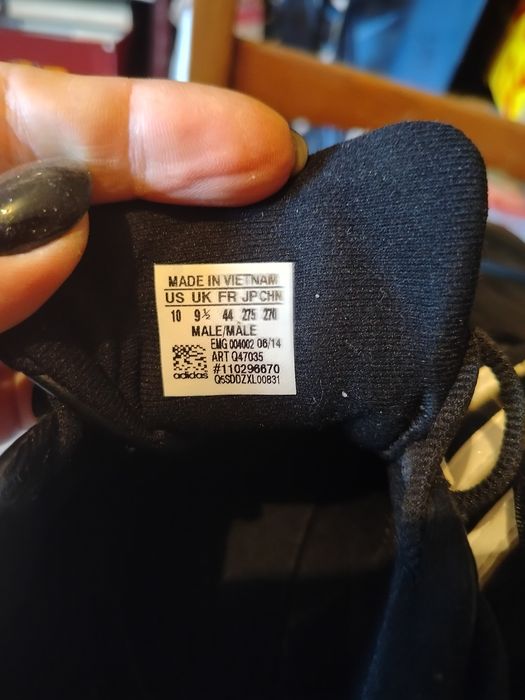 Продам чоловіче взуття