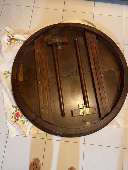 Mesa extensível em madeira maciça de cerejeira + 4 cadeiras
