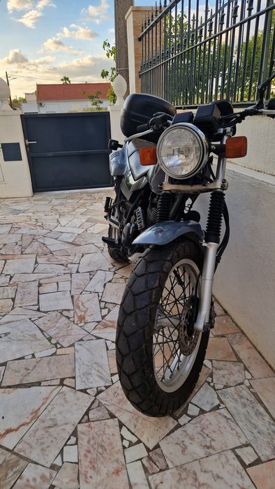 Yamaha TW125 em bom estado