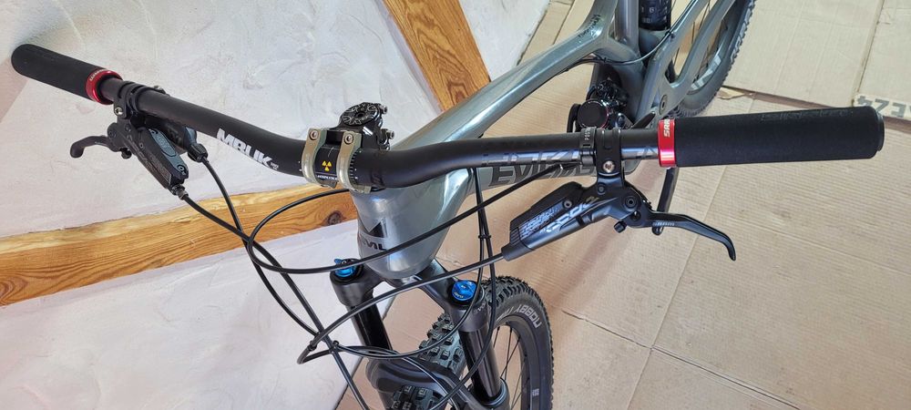 EVIL Following MB,V1, L, 29, USA,carbon