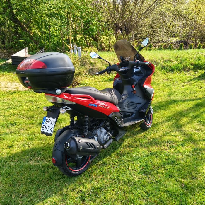 Skuter Gilera Nexus 300 Piaggio Aprilia