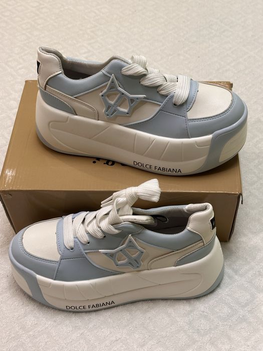 Нові кроси підкос Naked Wolfe