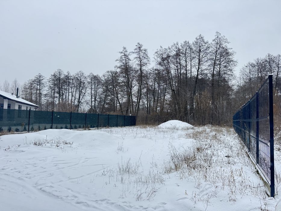 Продаж 5 соток зі світлом та парканом біля лісу Гнідин Гнедин