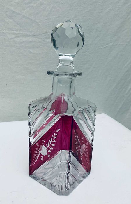 Rara Garrafa de Licor em Cristal de Boémia Rubi Lapidado (Séc. XIX/XX)
