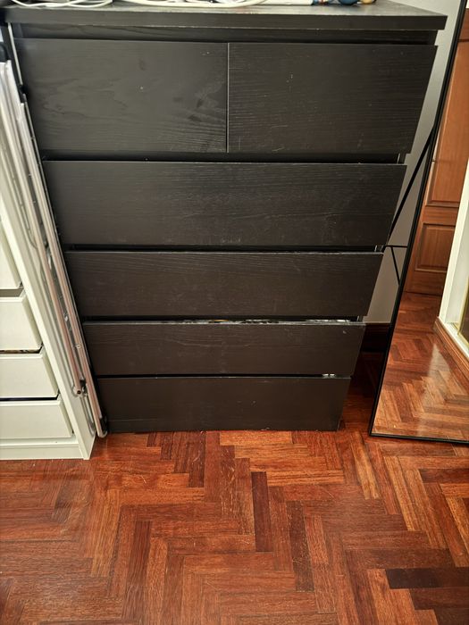 Vende se comoda ikea 6 gavetas bem estimada