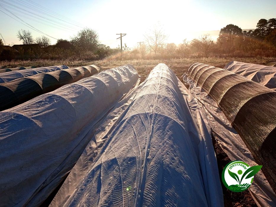 Купити агроволокно для захисту рослин від морозу, заморозків, бур'янів