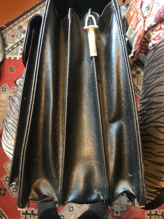 портфель- дипломат фірми BUTUNsince1983 Туречина