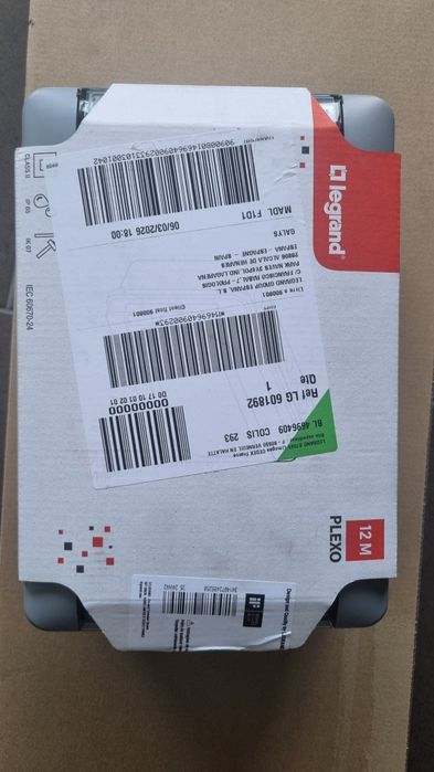 Quadro Estanque Legrand Plexo 12 Módulos Novo