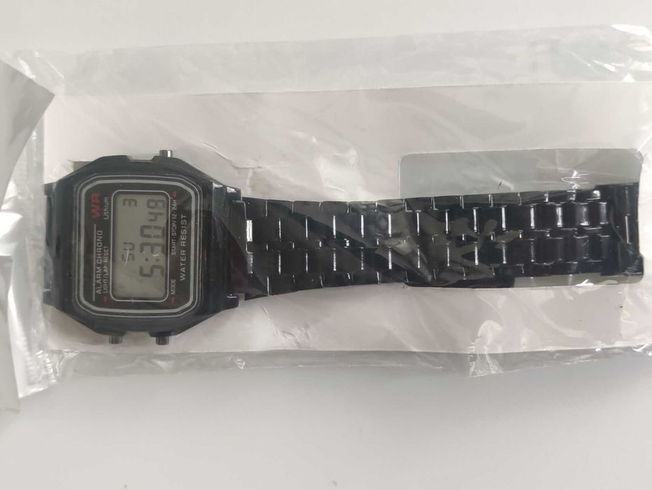 Годинник у Ретро стилі casio f91w з металевим браслетом
