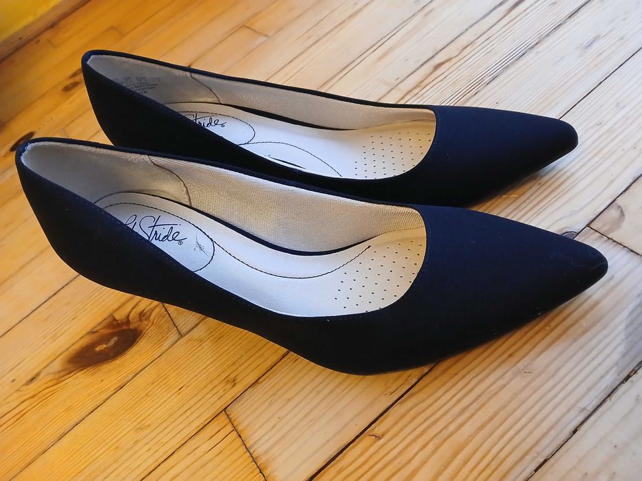 Czarne czółenka - szpilki - Nowe