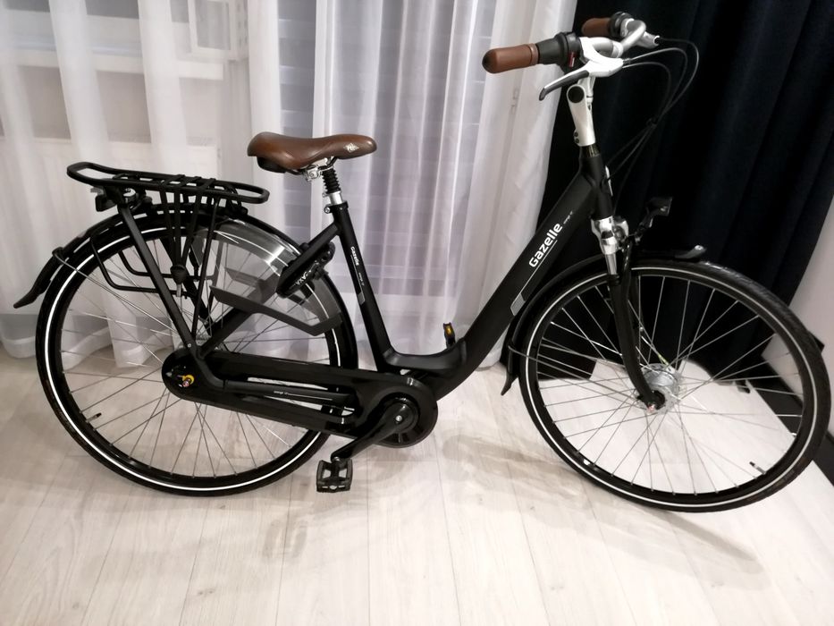 Gazelle Orange C7+