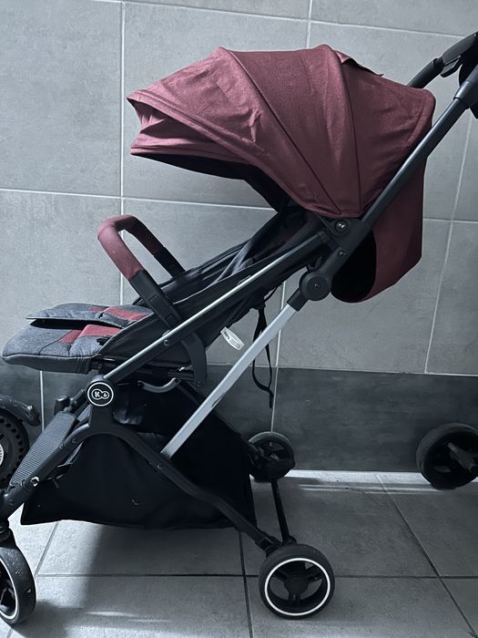 Прогулянкова коляска Kinderkraft Indy