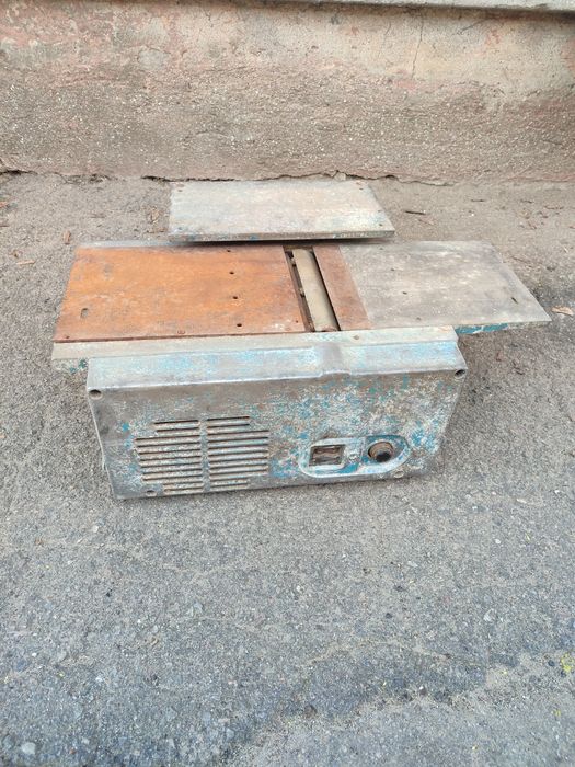 Станок комбинированный деревообрабатывающий  ИЭ  6009А