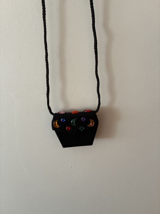 Mini malinha preta em cetim