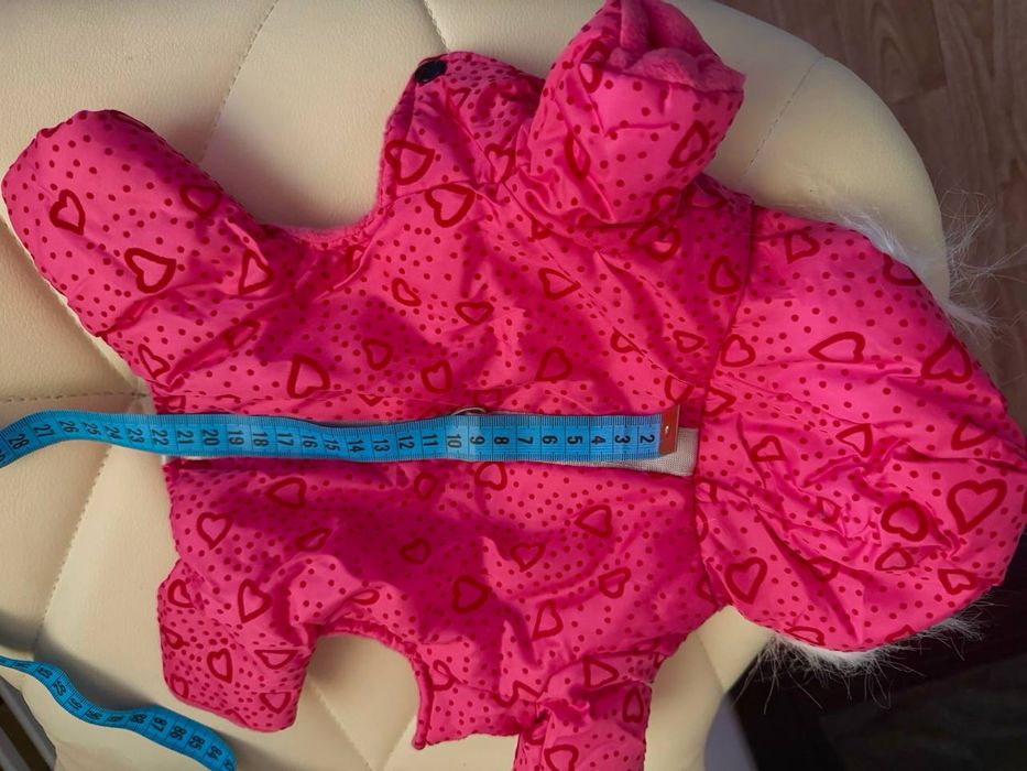 Продам  нову куртку і сапожки для маленької собаки