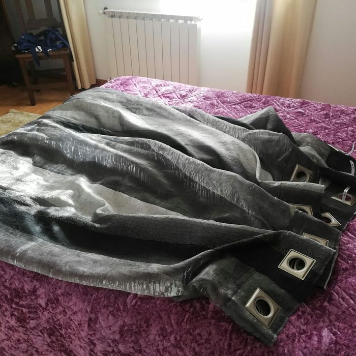 Cortinado cinza cinzento branco