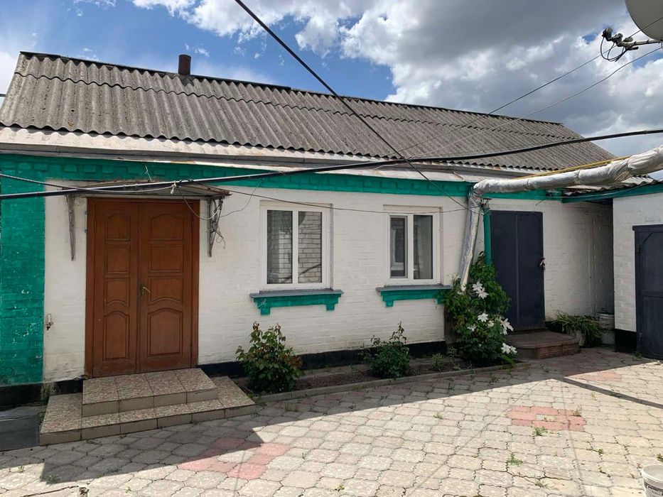 Продається будинок в хорошому стані!