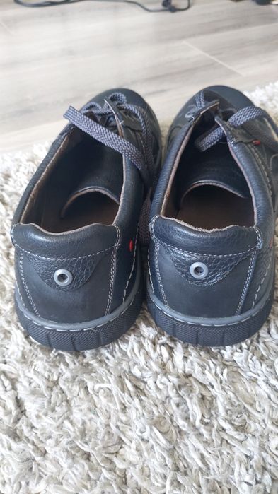 Продам туфли 45 размер