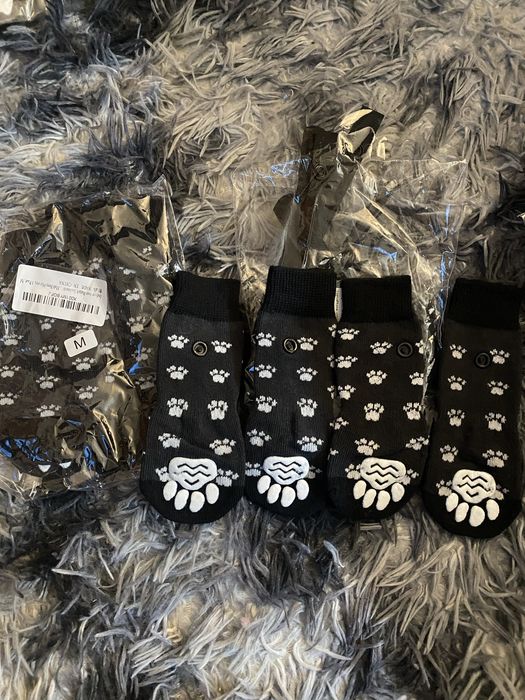 Одяг для собак , намордник