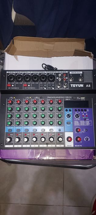 Professional Mixing Console (New)64284664057218121