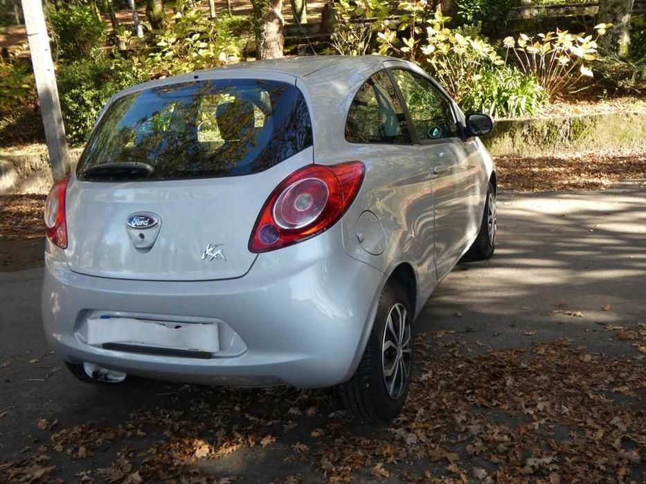 Vendo viatura Ford KA 1,25 Ano 2015, Bom estado geral, c/ac 3 Portas  Preço 5.000€