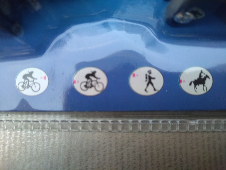 Lanterna led bicicleta + luz presença - novo