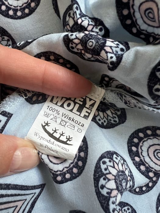 Nowa bluzka zwiewna z geometrycznym wzorem grey wolf