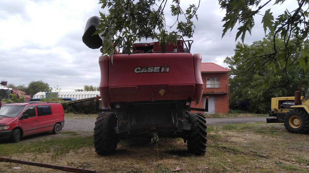 Комбайн CASE 8010