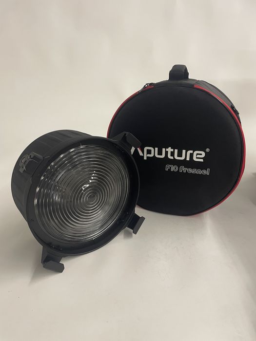 Studio Light Aputure 600d + Extras