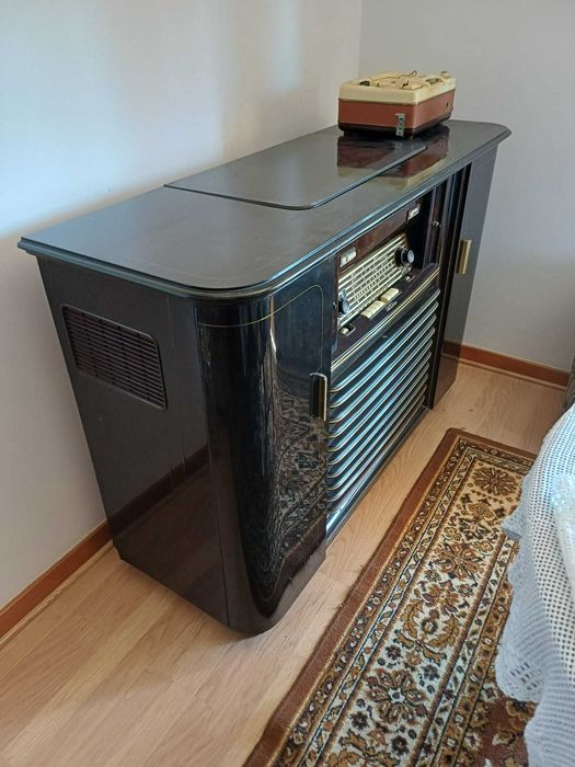 Kuba Tonmöbel Audio Cabinet: Radio, Turntable, Tape Recorder, and Reel-to-Reel Player.64284489282945124