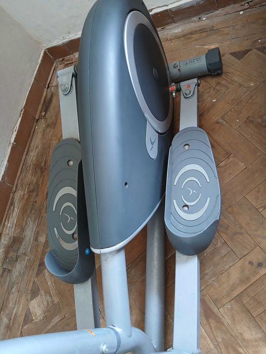Elíptico Domyos EN957 em perfeito funcionamento