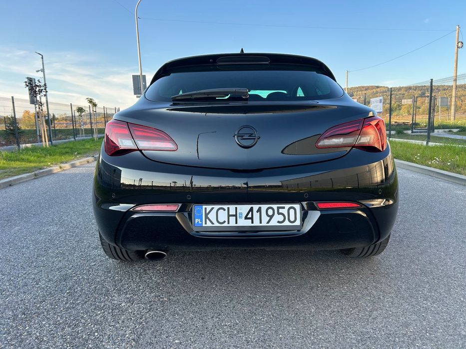 Opel Astra Gtc