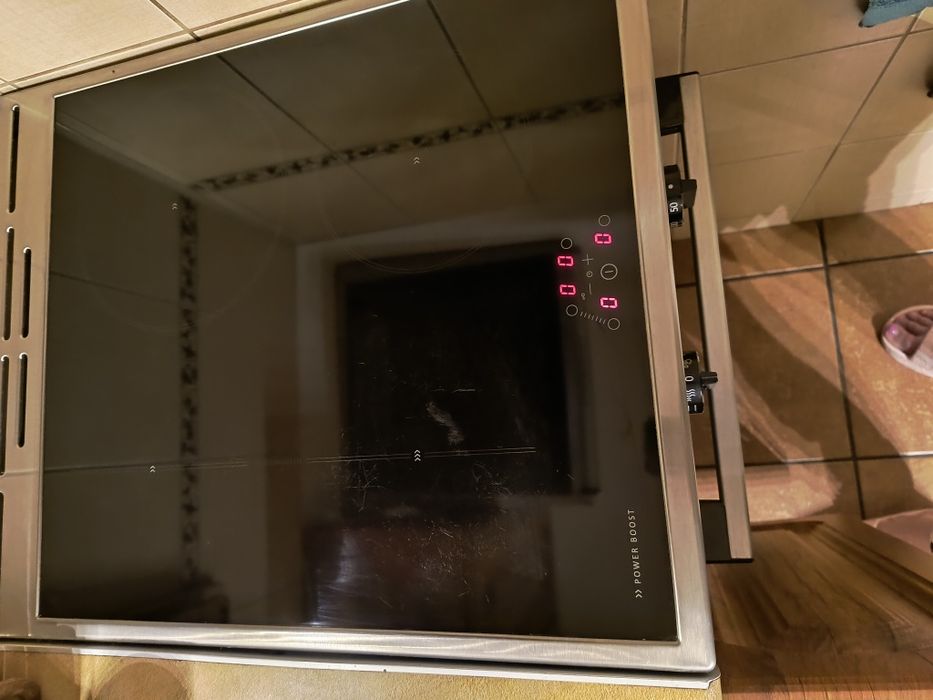 Sprzedam kuchenkę indukcyjną wolnostojąca