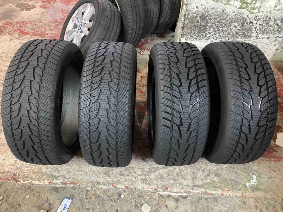 285/45R22 Hifly Win-turi 215 114T XL