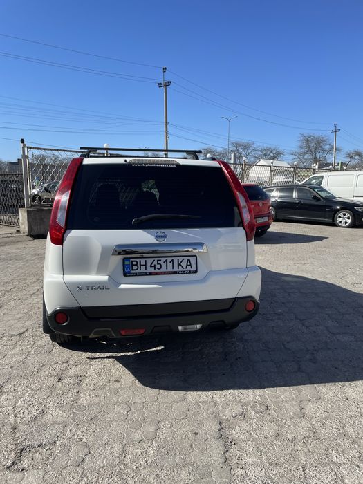 Nissan X-Trail 2011 года, 2.0 бензин