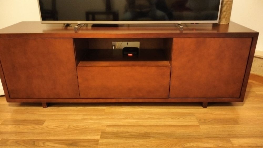 Móvel de televisão