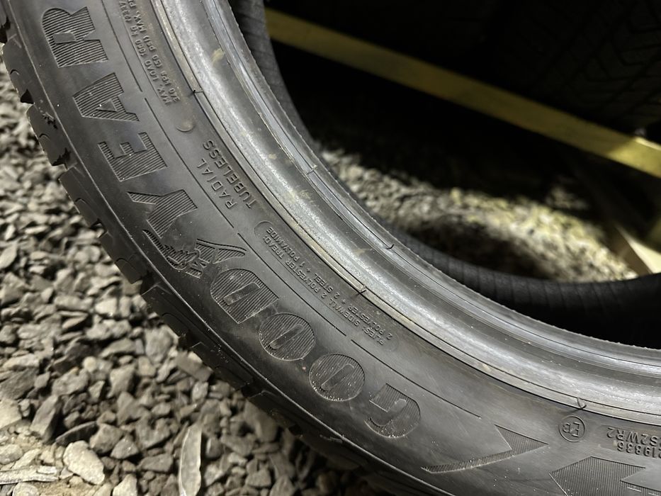 Резина 275/45/21 Good Year R21 зима пара шини 95% 2022