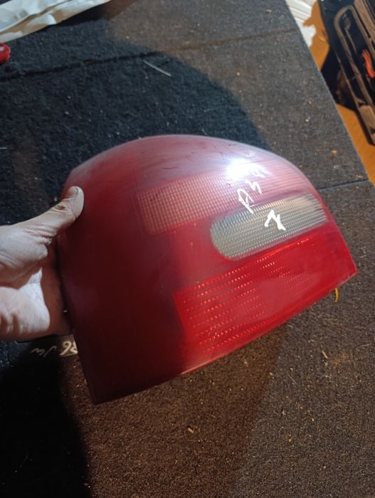 Lampa tył audi a3 8 l lewa