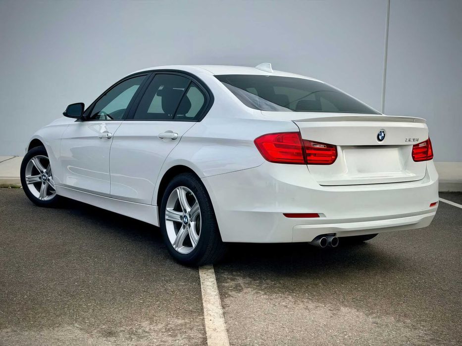 BMW 3 Series      2015