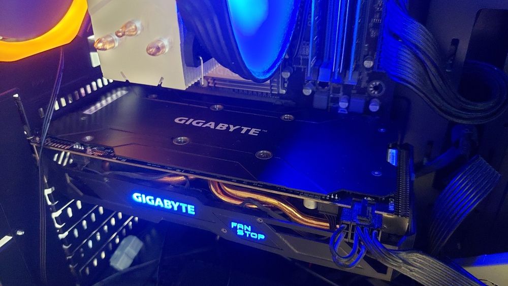 Gigabyte Radeon RX 480 WindForce 4GB GDDR5 256bit (GV-RX480WF2-4GD): 2 ...