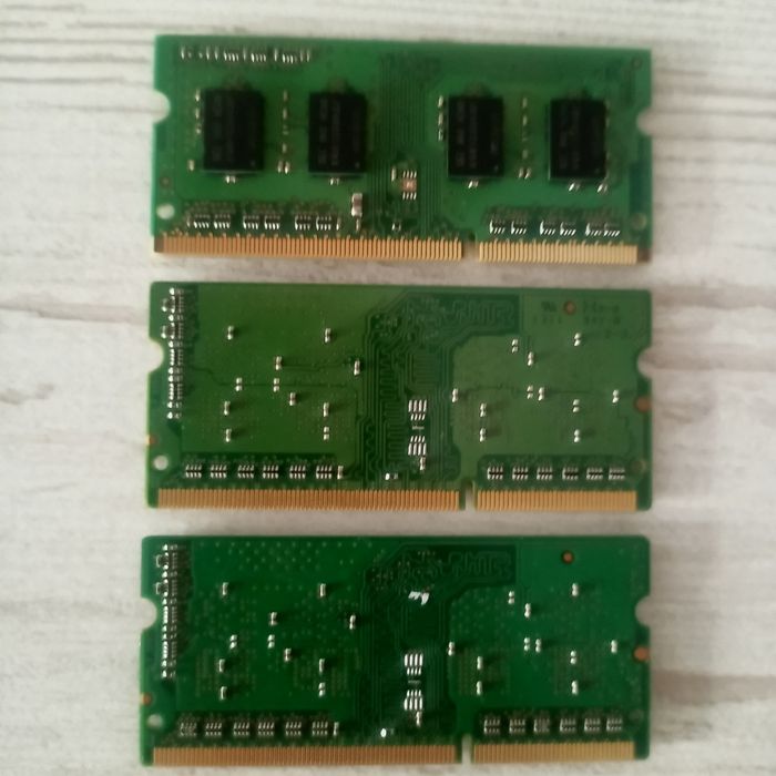 Продам DDR3  1Gb SODIMM  для ноутбука