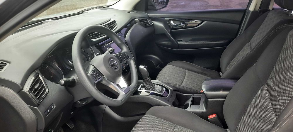 Продам нещодавно пригнаний з США NISSAN Rogue Sport у комплектації SV